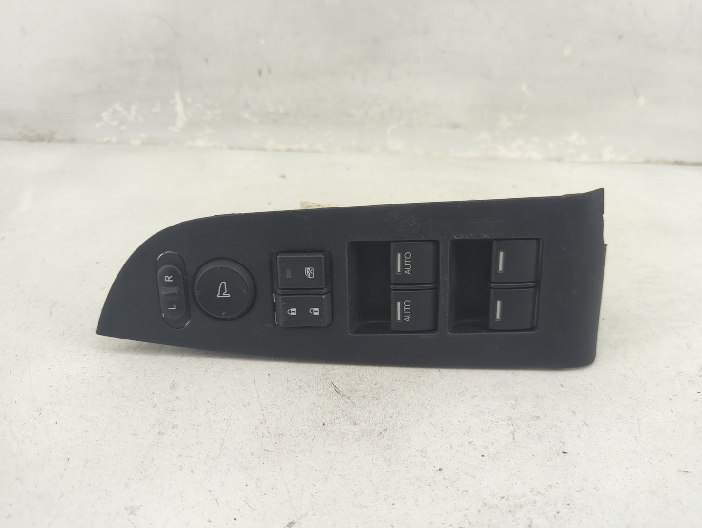 2014-2017 Honda Odyssey Master Power Window Switch Replacement Driver Side Left P/N:35750TK8A311M1 SANWD1030A Fits OEM Used 