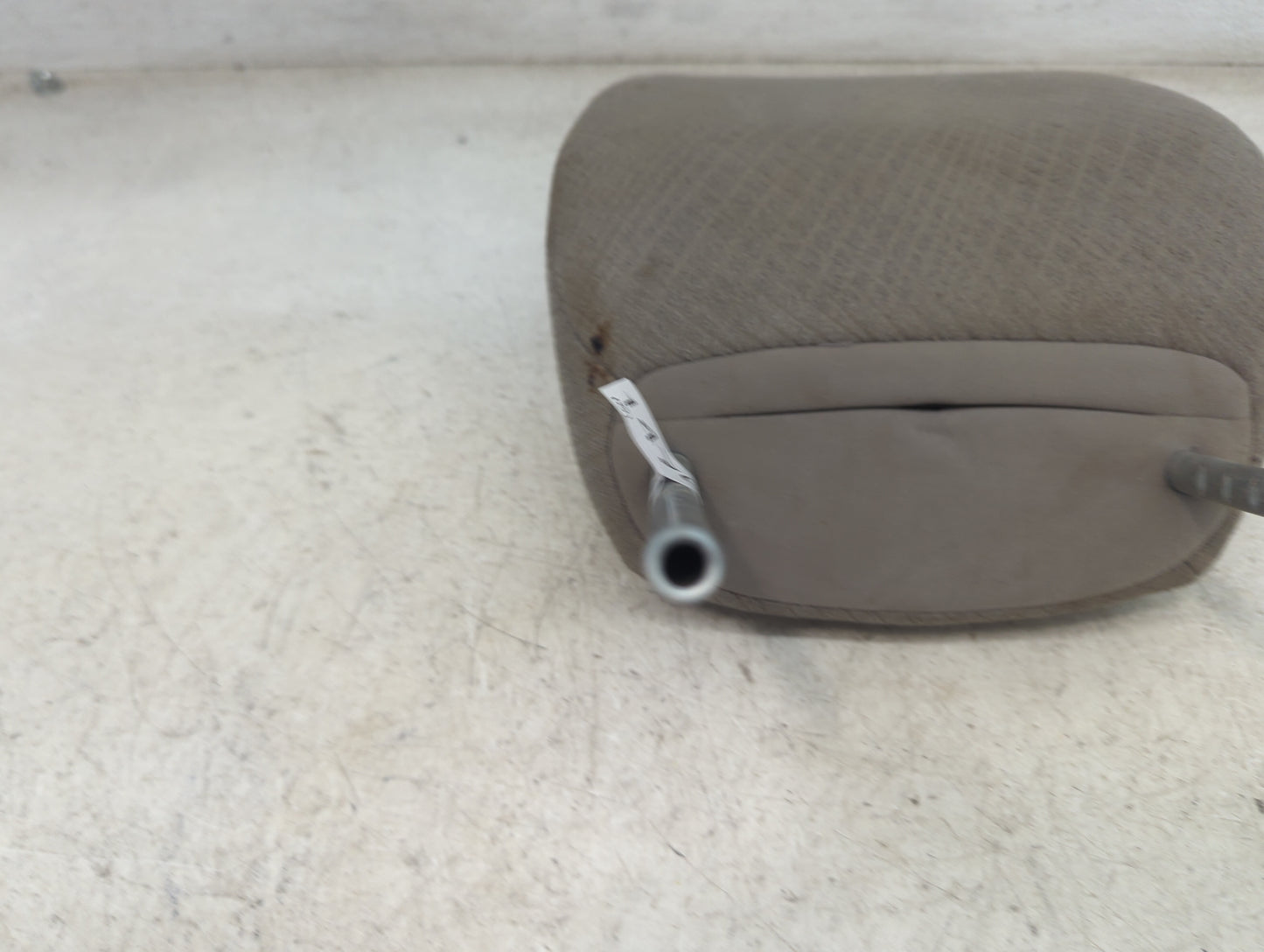 2014-2017 Honda Odyssey Headrest Head Rest Front Driver Passenger Seat Fits Fits 2014 2015 2016 2017 OEM Used Auto Parts - O
