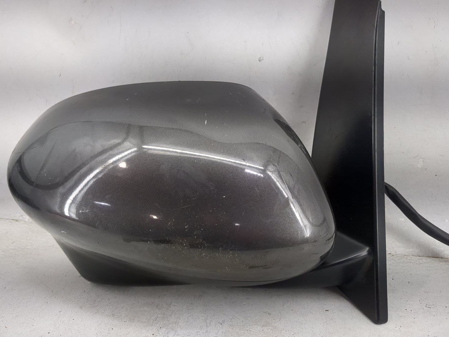2014-2017 Honda Odyssey Passenger Side View Mirror - Right Door Mirror OEM Used - Oemusedautoparts1.com