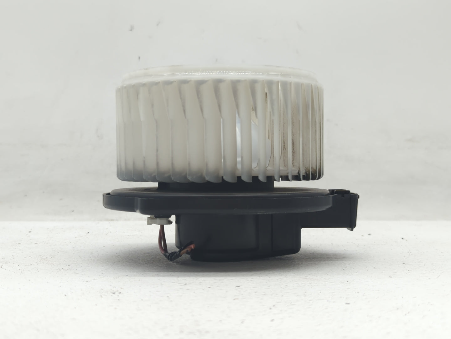 2011-2017 Honda Odyssey Rear Heater AC Blower Motor P/N:AY272700-0821 Fits Fits 2011 2012 2013 2014 2015 2016 2017 OEM Used 