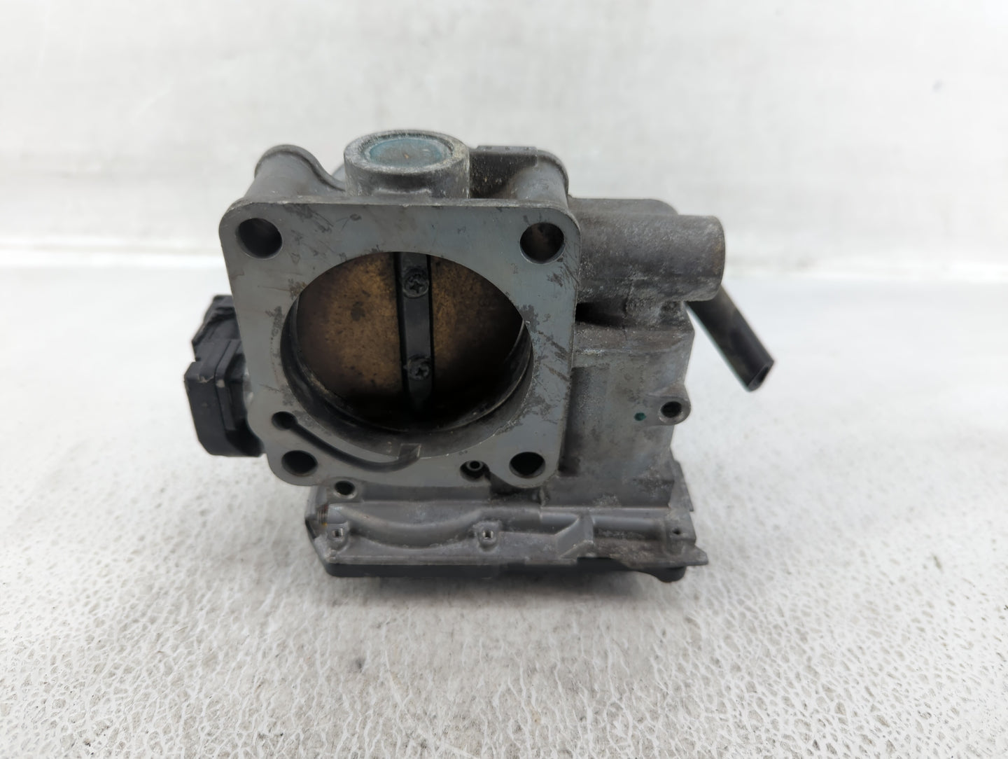 2011-2017 Honda Odyssey Throttle Body P/N:GMC1B Fits Fits 2009 2010 2011 2012 2013 2014 2015 2016 2017 OEM Used Auto Parts -