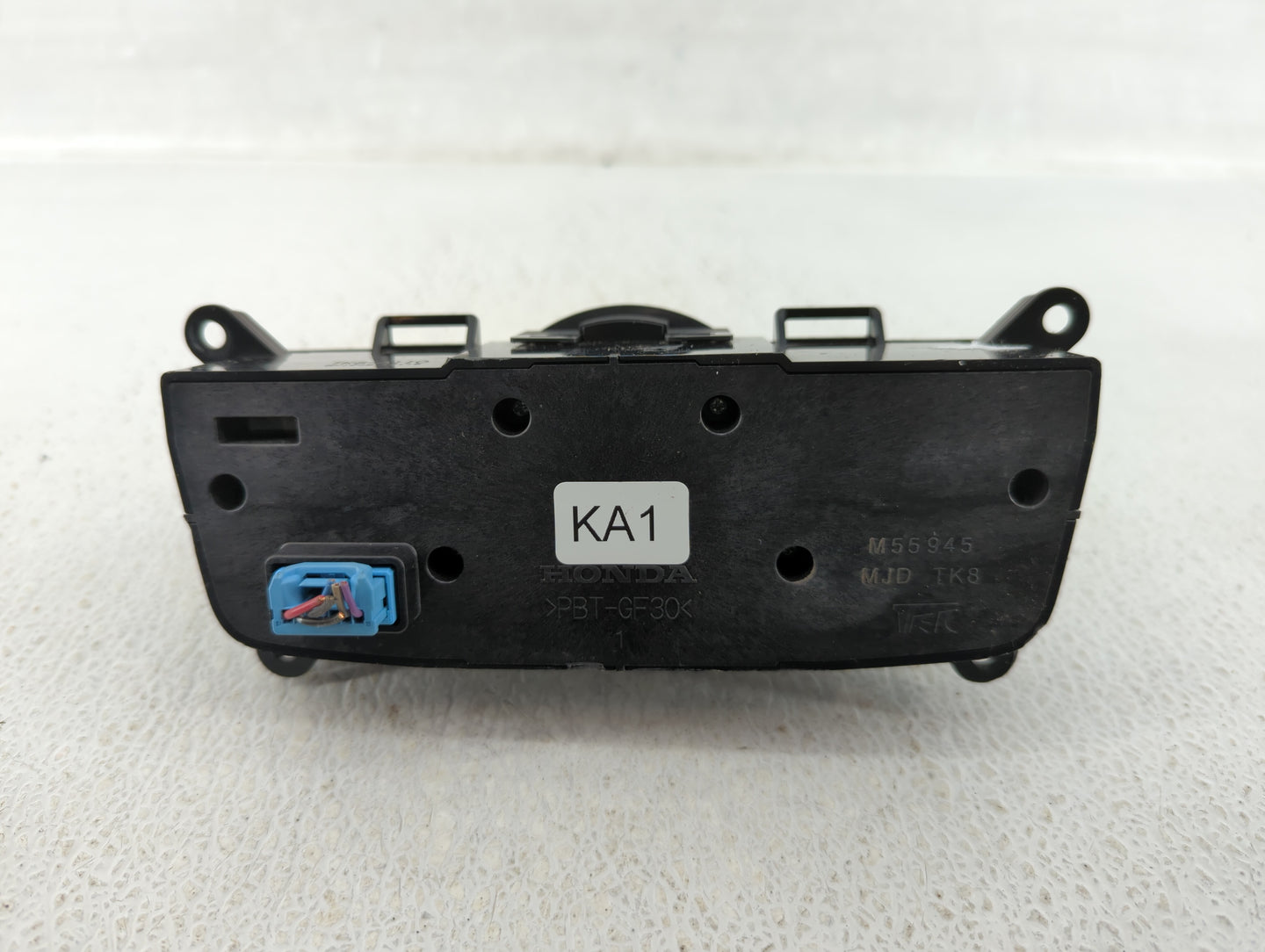 2014-2017 Honda Odyssey Radio Control Panel - Oemusedautoparts1.com