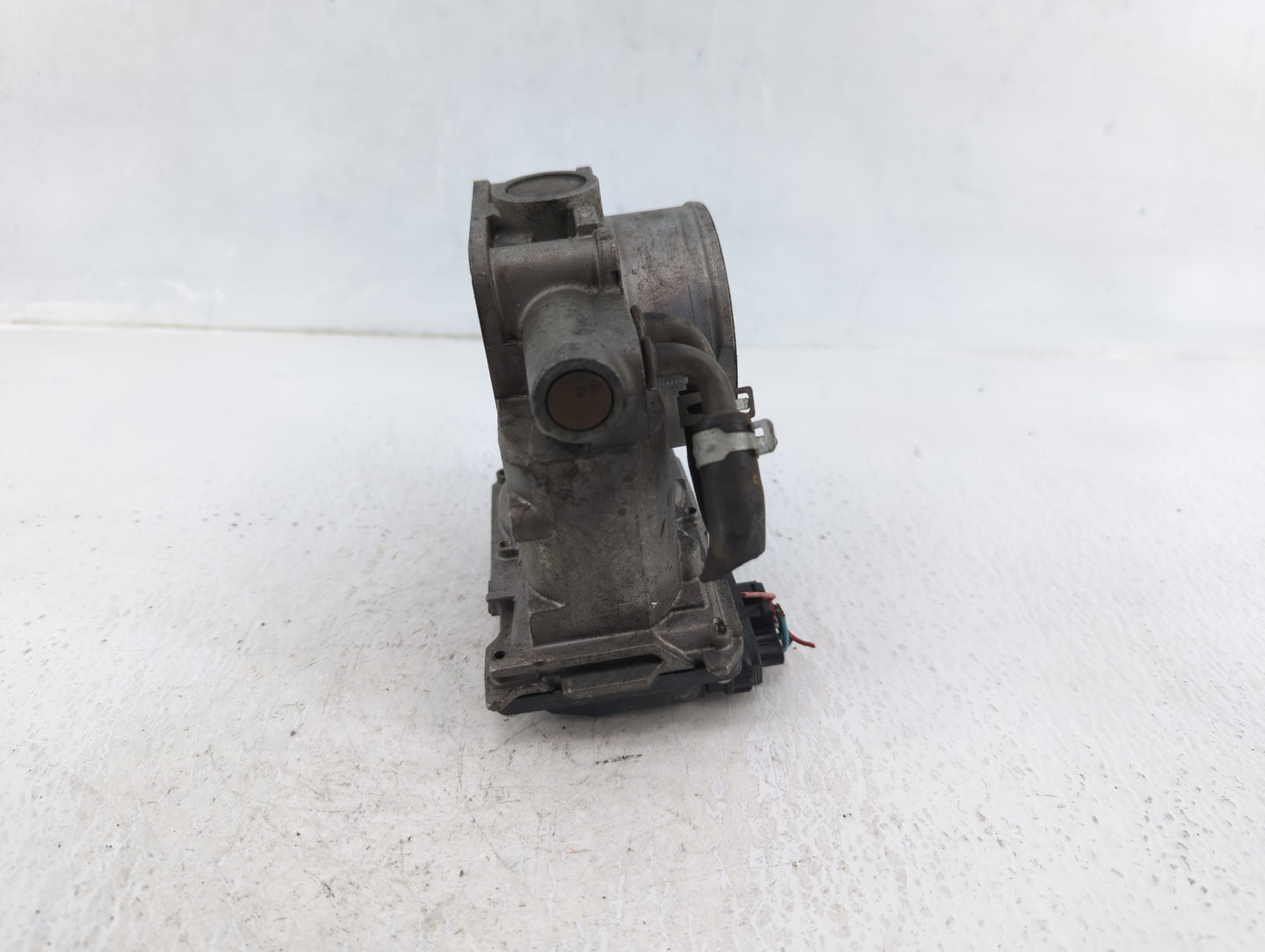 2011-2017 Honda Odyssey Throttle Body P/N:U31995079141 Fits Fits 2009 2010 2011 2012 2013 2014 2015 2016 2017 OEM Used Auto 