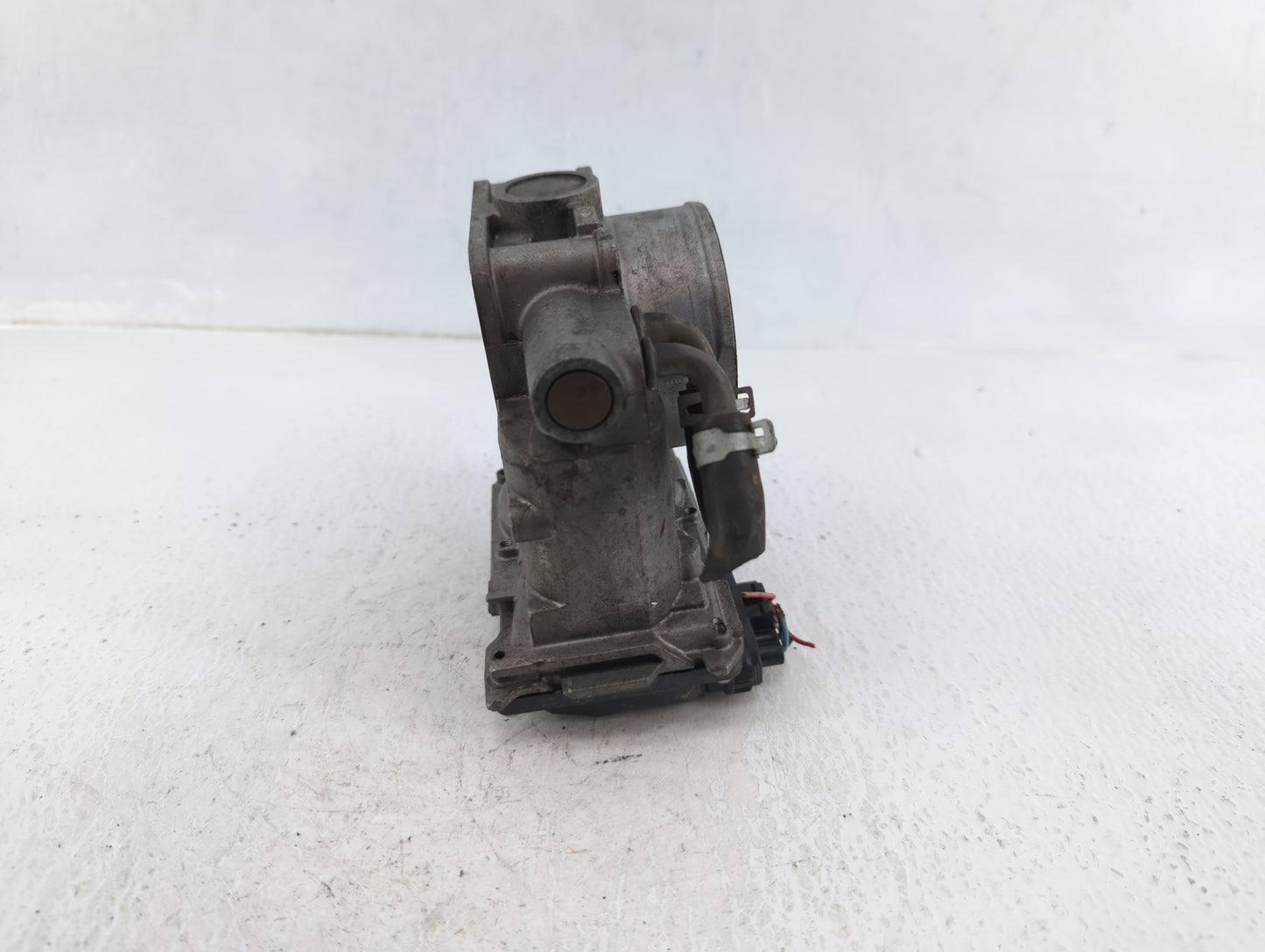 2011-2017 Honda Odyssey Throttle Body P/N:U31995079141 Fits Fits 2009 2010 2011 2012 2013 2014 2015 2016 2017 OEM Used Auto 