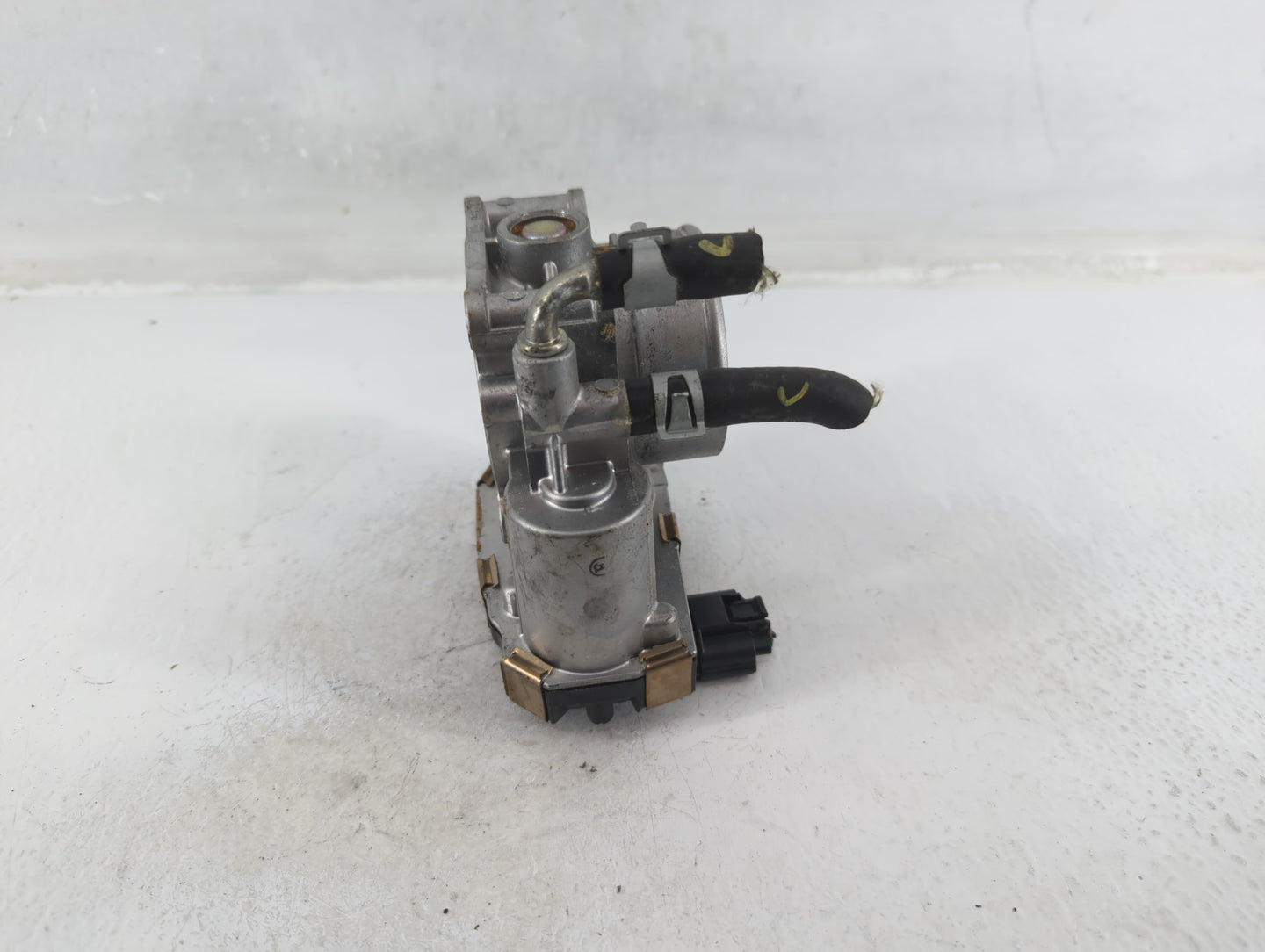 2011-2017 Honda Odyssey Throttle Body P/N:EME60-52 6209 Fits Fits 2009 2010 2011 2012 2013 2014 2015 2016 2017 OEM Used Auto