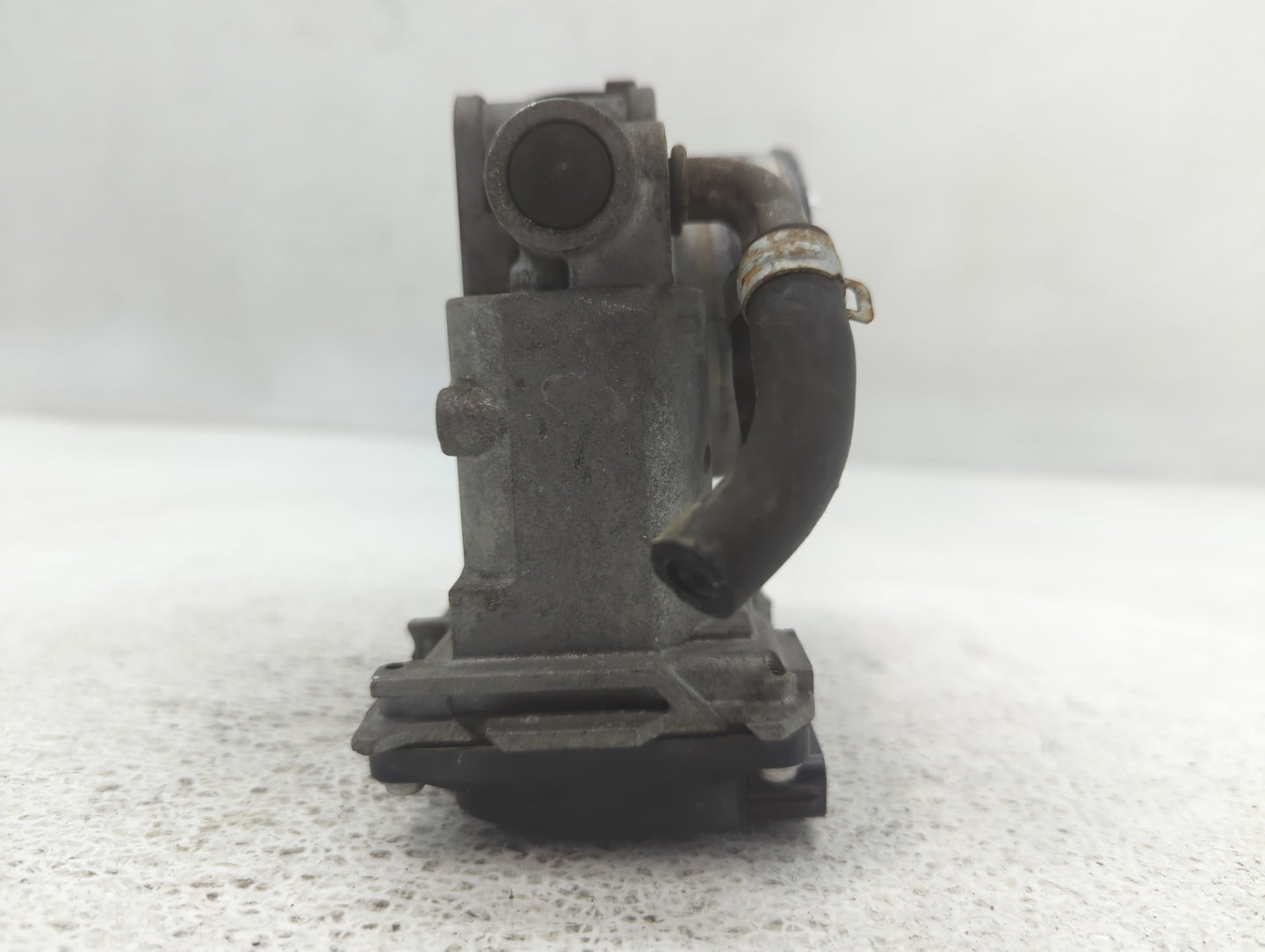 2011-2017 Honda Odyssey Throttle Body P/N:U31995160304 Fits Fits 2009 2010 2011 2012 2013 2014 2015 2016 2017 OEM Used Auto 