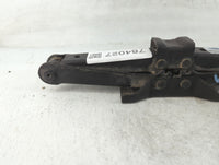 2016 Honda Odyssey Spare Scissor Car Jack 784027 - Oemusedautoparts1.com