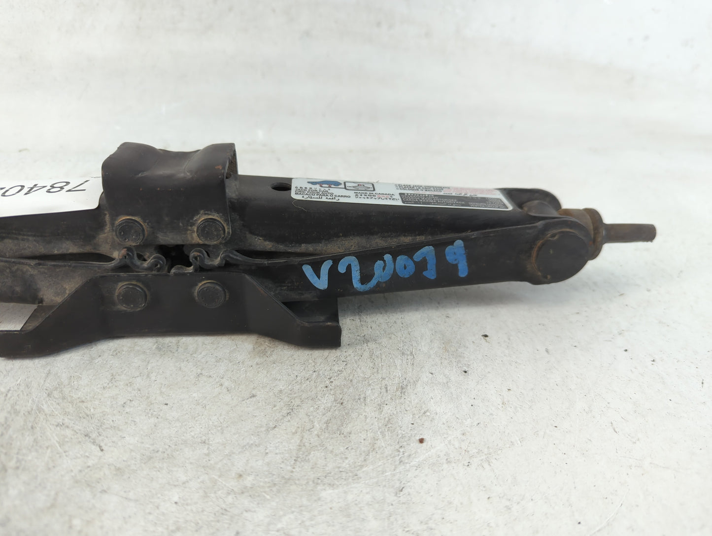2016 Honda Odyssey Spare Scissor Car Jack - Oemusedautoparts1.com