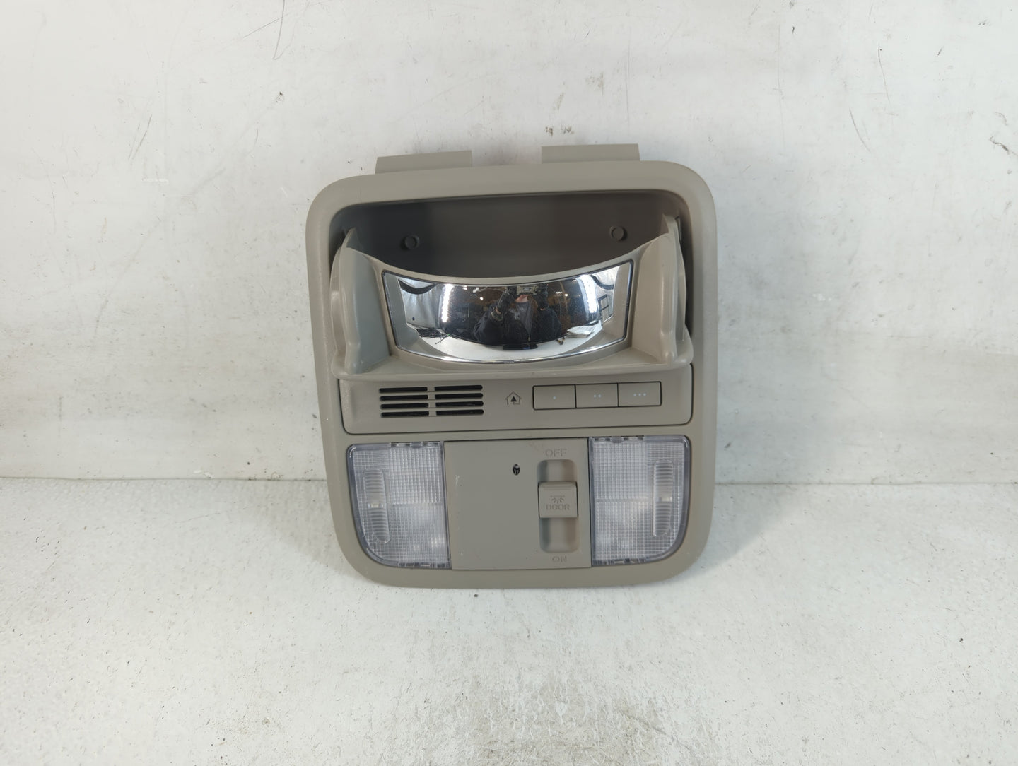 2016 Honda Odyssey Overhead Roof Console - Oemusedautoparts1.com