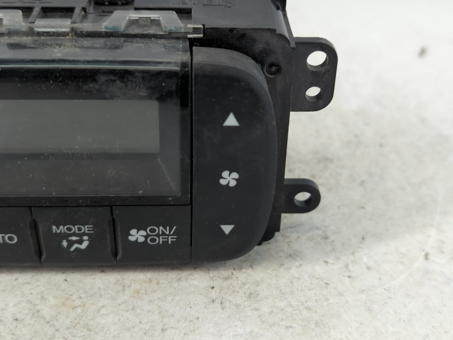 2011-2017 Honda Odyssey Climate Control Module Temperature AC/Heater Replacement P/N:79650TK8A420M1 Fits OEM Used Auto Parts