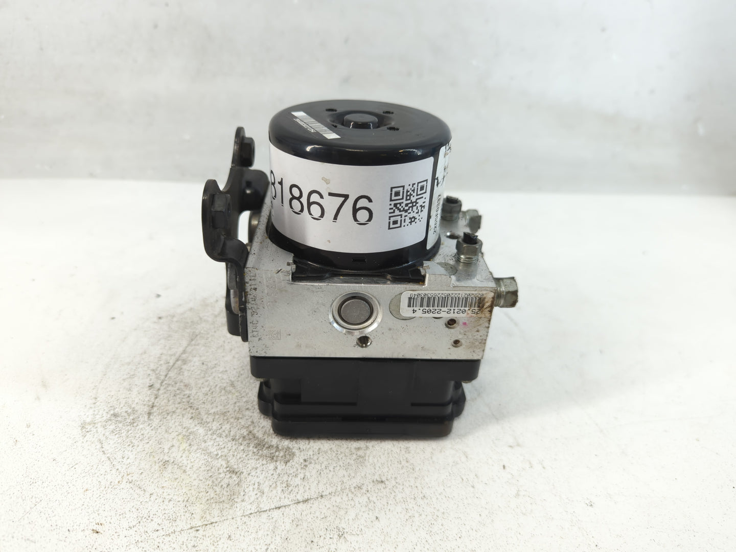 2016 Honda Odyssey ABS Pump Control Module Replacement P/N:57110-TK8-A Fits OEM Used Auto Parts - Oemusedautoparts1.com