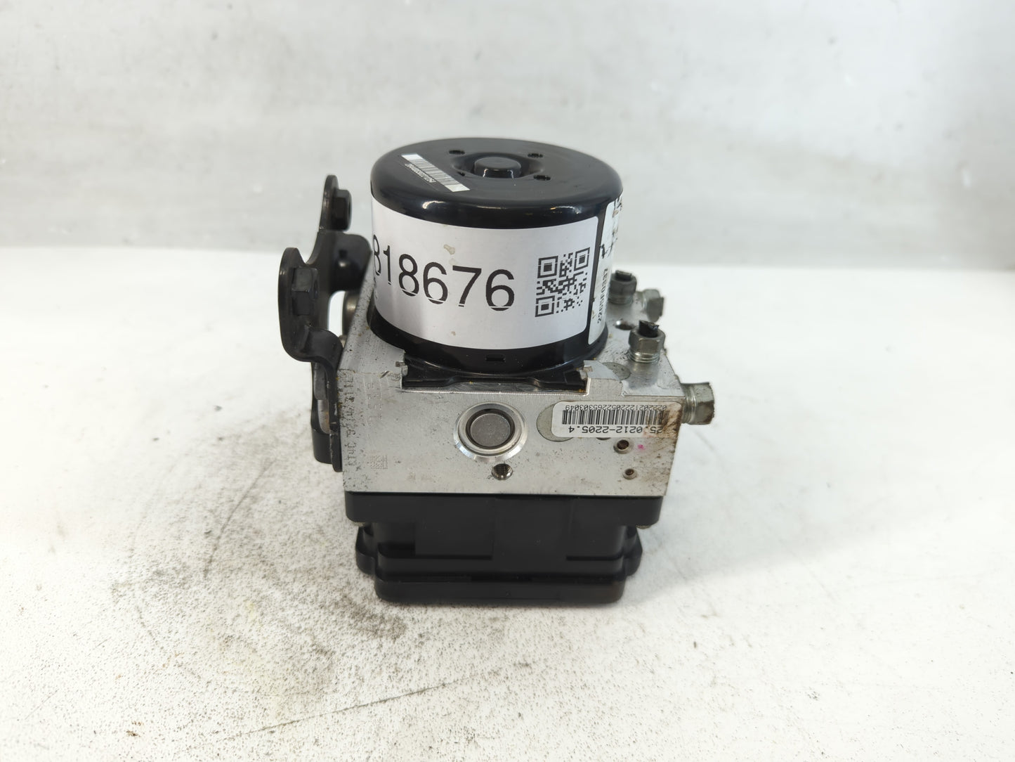 2016 Honda Odyssey ABS Pump Control Module Replacement P/N:57110-TK8-A Fits OEM Used Auto Parts - Oemusedautoparts1.com