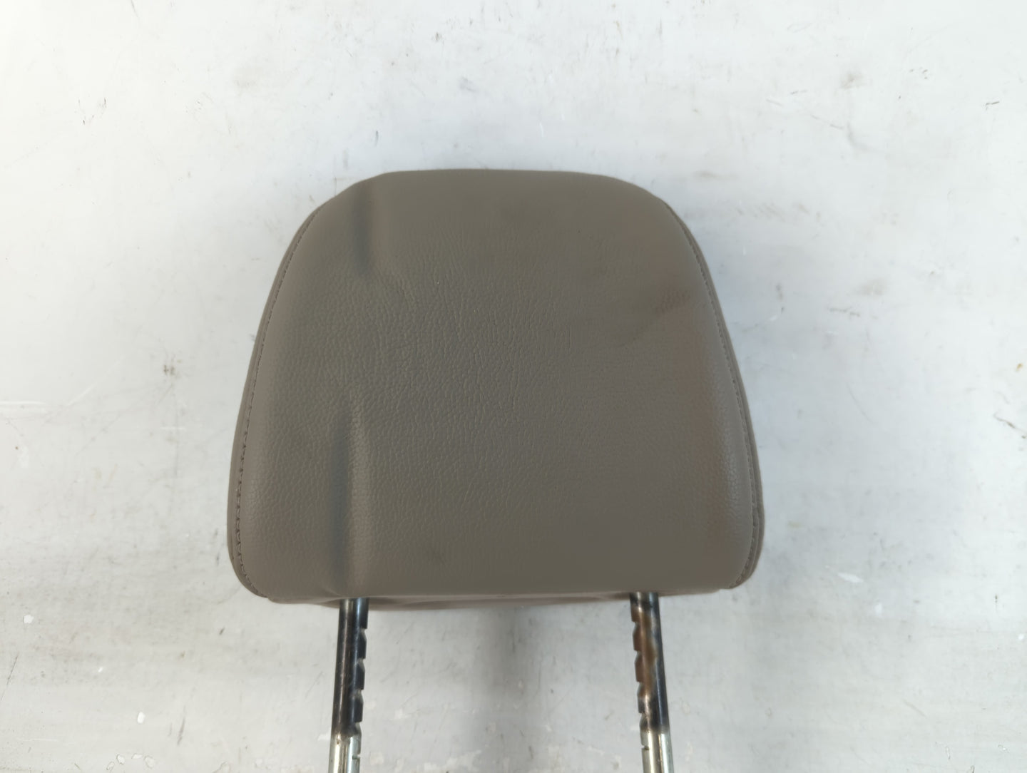 2016 Honda Pilot Headrest Head Rest Front Driver Passenger Seat Fits OEM Used Auto Parts - Oemusedautoparts1.com