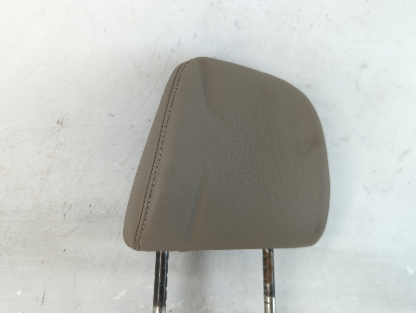2016 Honda Pilot Headrest Head Rest Front Driver Passenger Seat Fits OEM Used Auto Parts - Oemusedautoparts1.com
