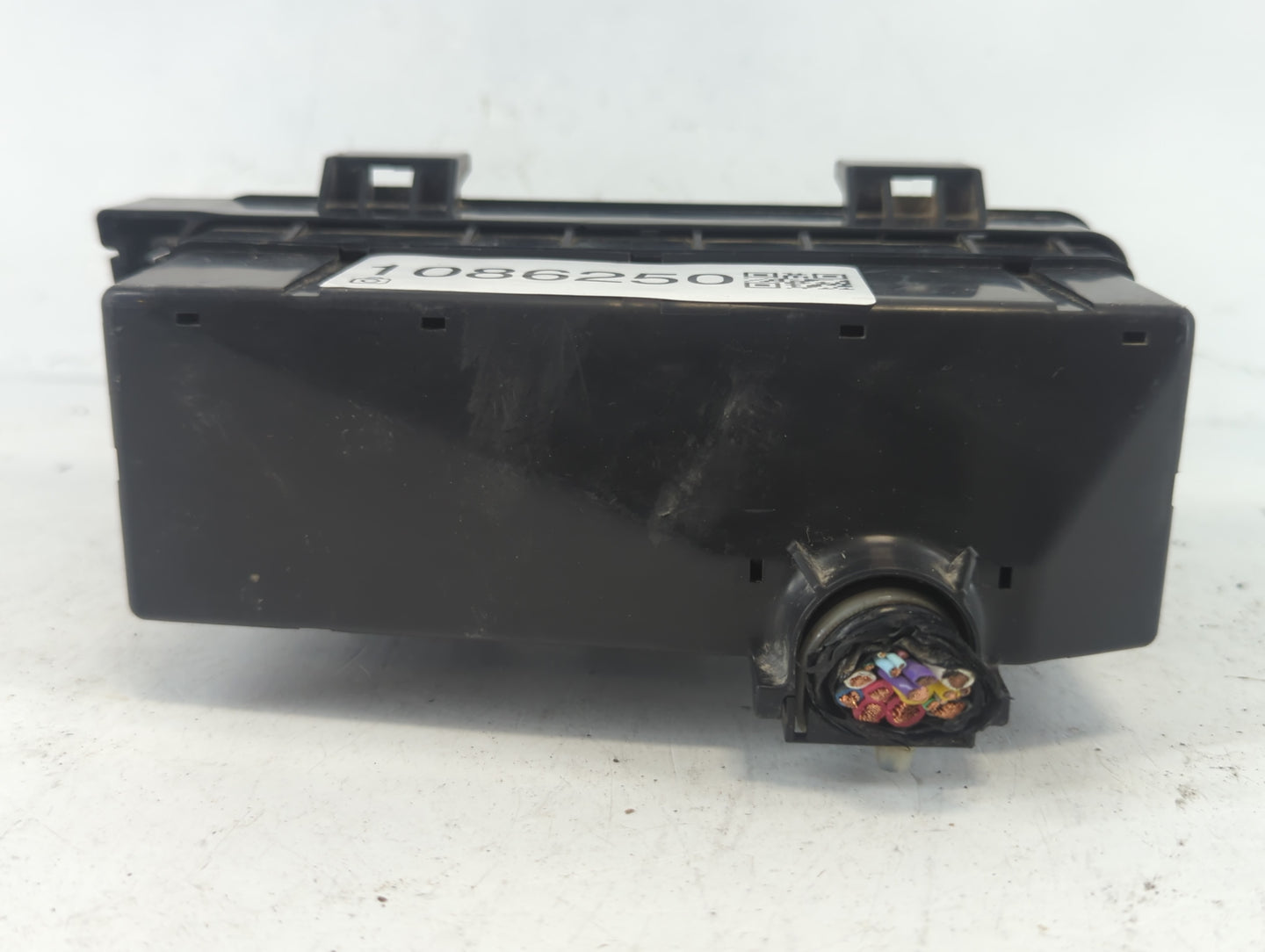 2016-2018 Honda Pilot Fusebox Fuse Box Panel Relay Module P/N:7171-4427-30 Fits Fits 2016 2017 2018 OEM Used Auto Parts - Oe