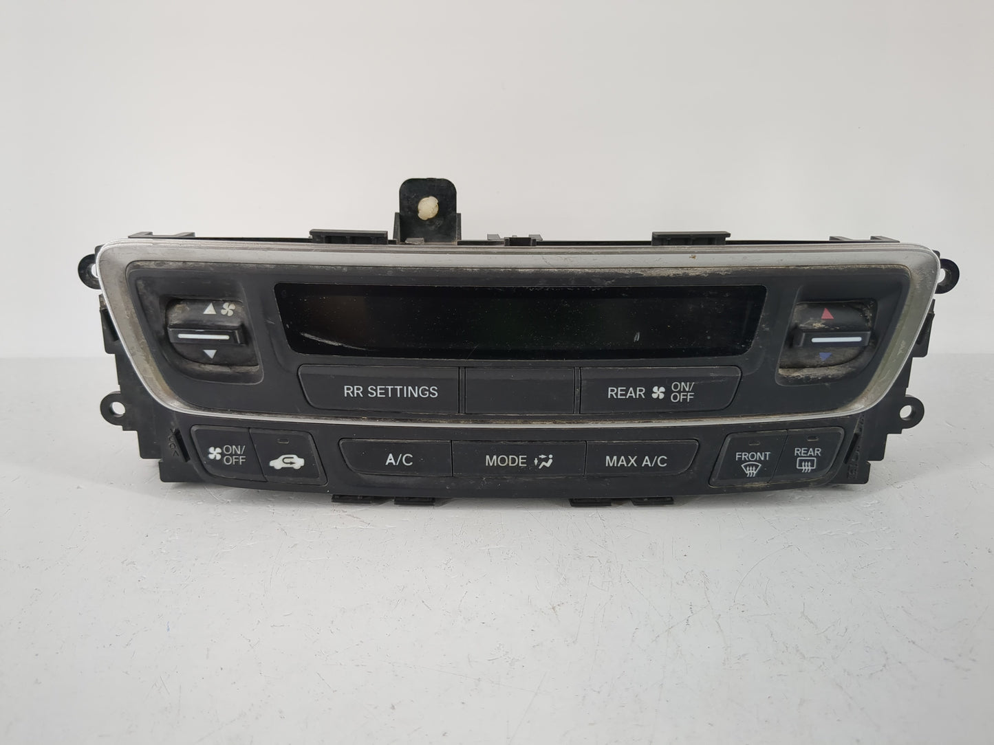 2016-2018 Honda Pilot Climate Control Module Temperature AC/Heater Replacement P/N:79600TG7A010M1 Fits Fits 2016 2017 2018 O