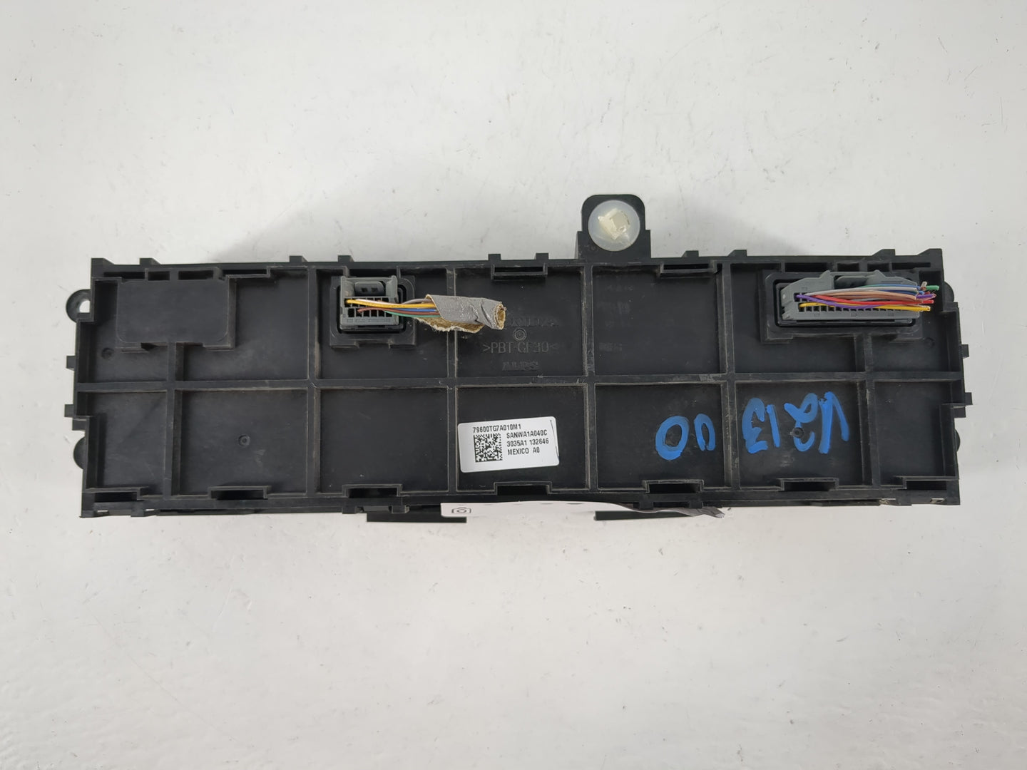 2016-2018 Honda Pilot Climate Control Module Temperature AC/Heater Replacement P/N:79600TG7A010M1 Fits Fits 2016 2017 2018 O