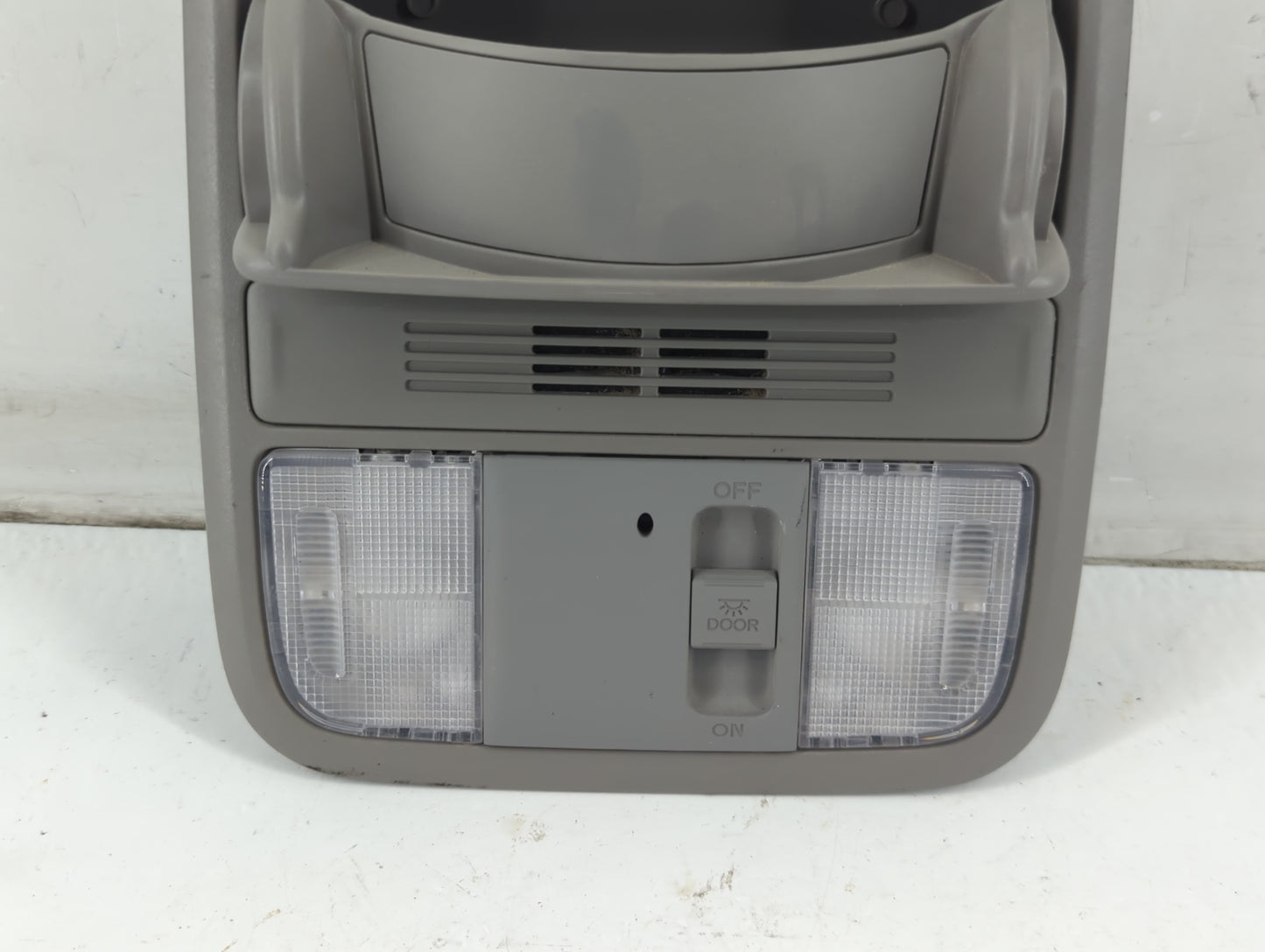 2016-2022 Honda Pilot Overhead Roof Console 1093312 - Oemusedautoparts1.com