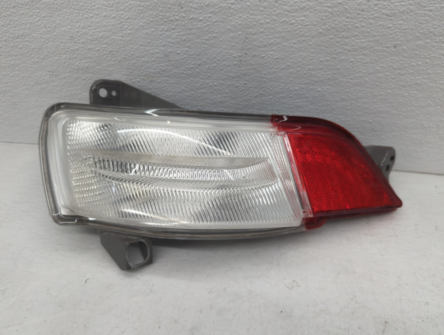2016-2018 Honda Pilot Tail Light Assembly Driver Left OEM P/N:949 438 Fits Fits 2016 2017 2018 OEM Used Auto Parts - Oemused