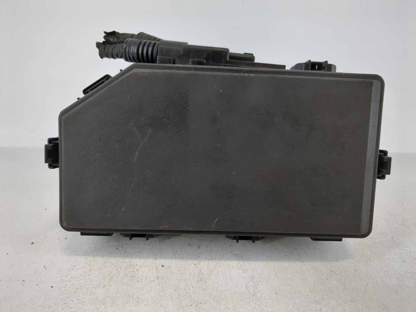 2016-2018 Honda Pilot Fusebox Fuse Box Panel Relay Module P/N:TG7 A010 Fits Fits 2016 2017 2018 OEM Used Auto Parts - Oemuse