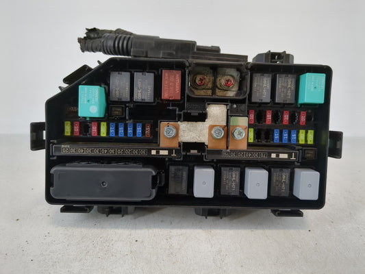 2016-2018 Honda Pilot Fusebox Fuse Box Panel Relay Module P/N:TG7 A010 Fits Fits 2016 2017 2018 OEM Used Auto Parts