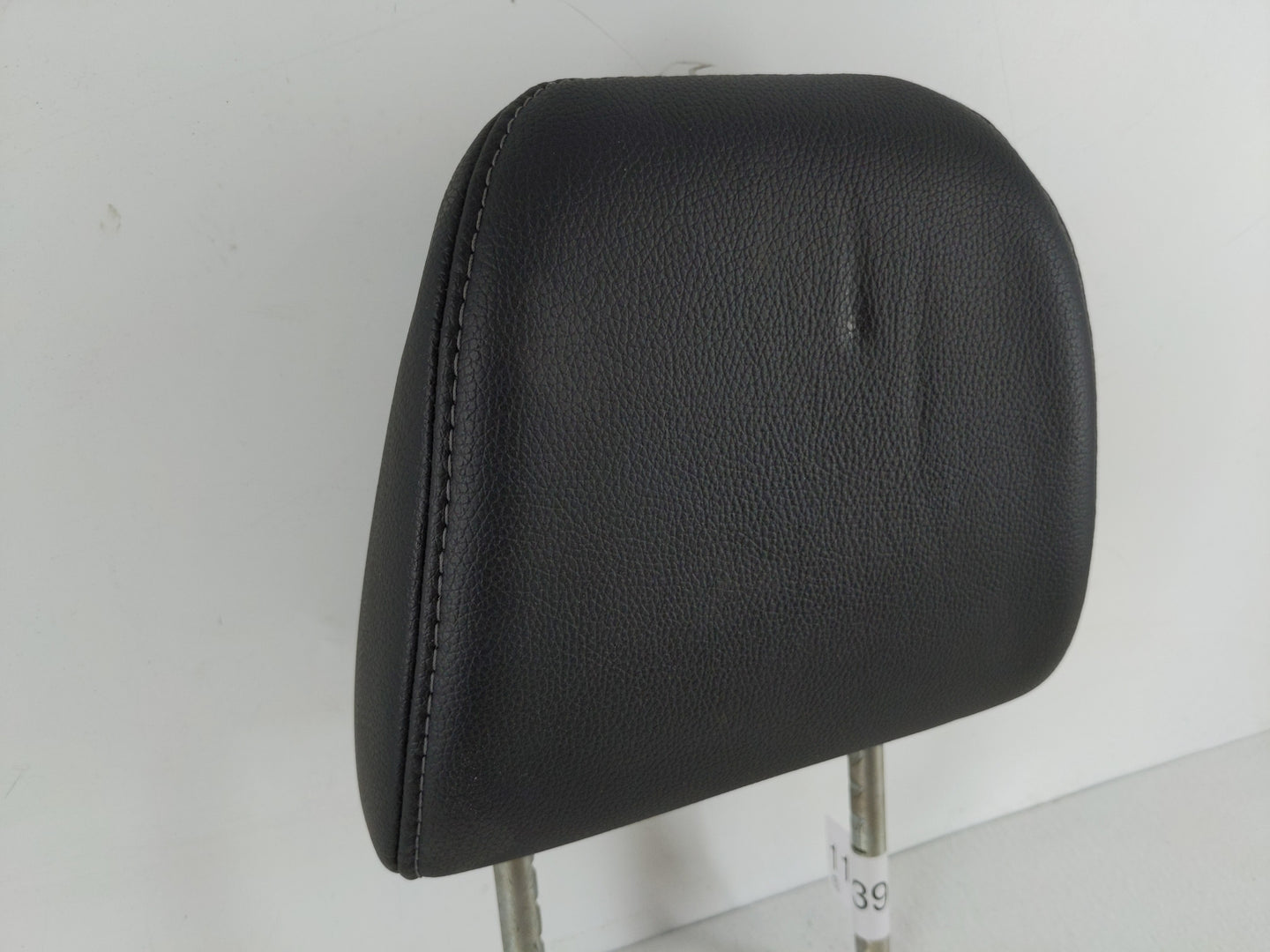 2016-2016 Honda Pilot Headrest Head Rest Front Driver Passenger Seat - Oemusedautoparts1.com