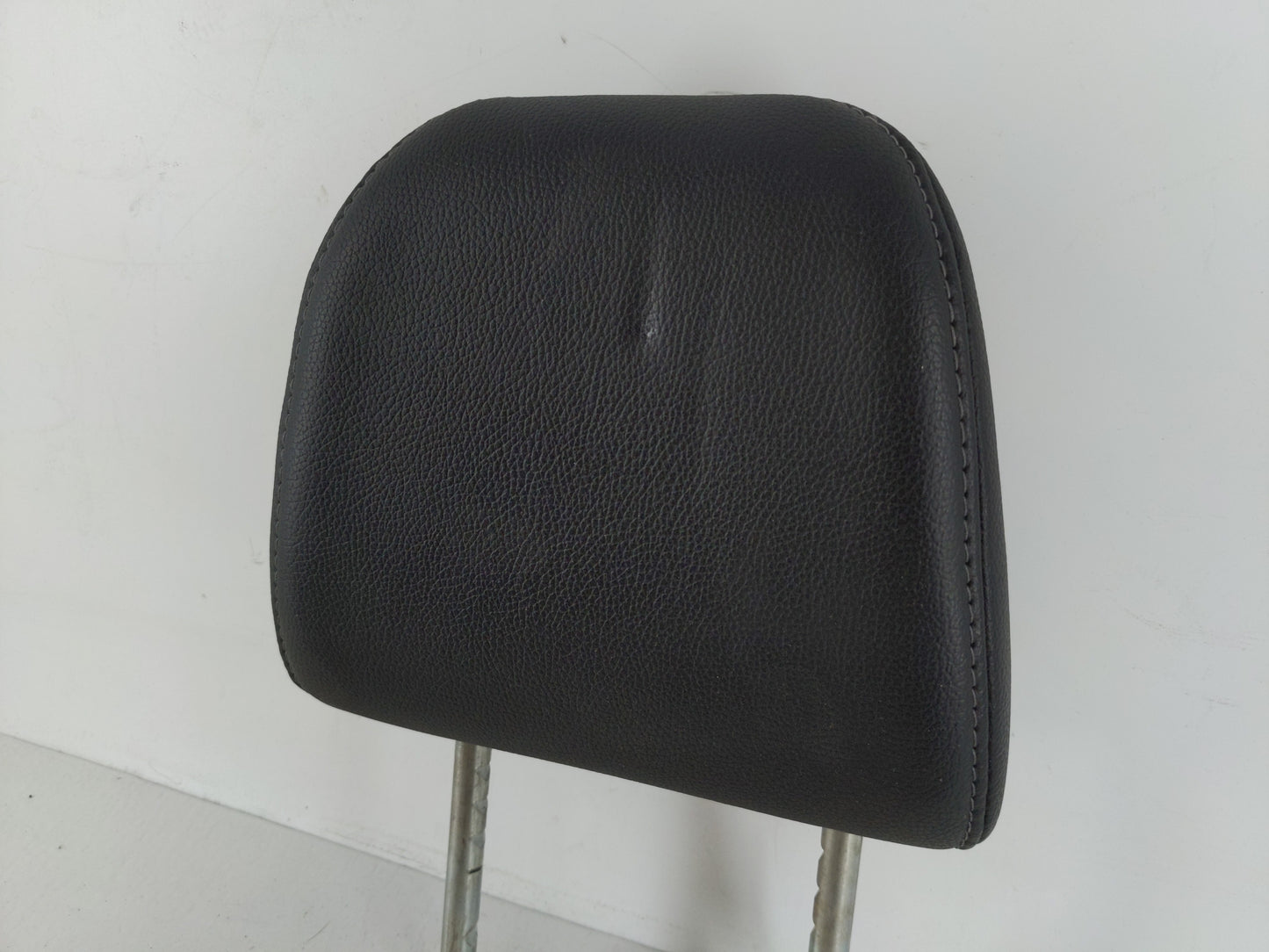 2016-2016 Honda Pilot Headrest Head Rest Front Driver Passenger Seat - Oemusedautoparts1.com