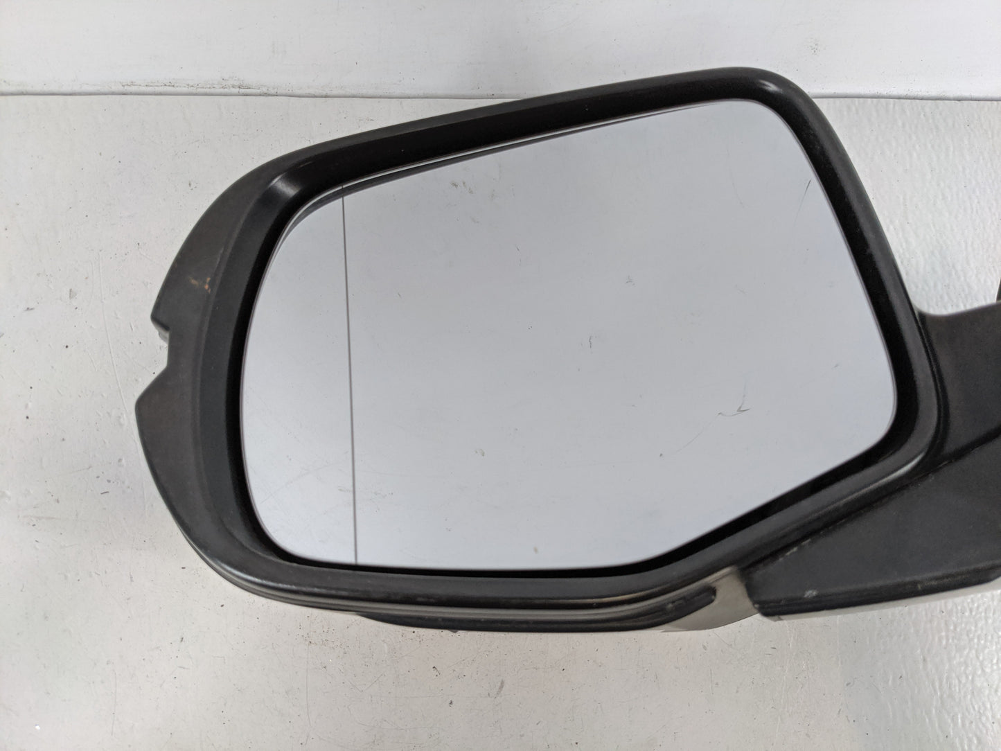 2016 Honda Pilot Driver Side View Mirror - Left Door Mirror OEM Used - Oemusedautoparts1.com