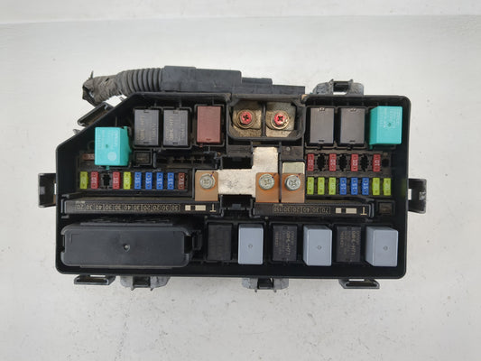 2016-2018 Honda Pilot Fusebox Fuse Box Panel Relay Module P/N:TG7 A010 AO Fits Fits 2016 2017 2018 OEM Used Auto Parts