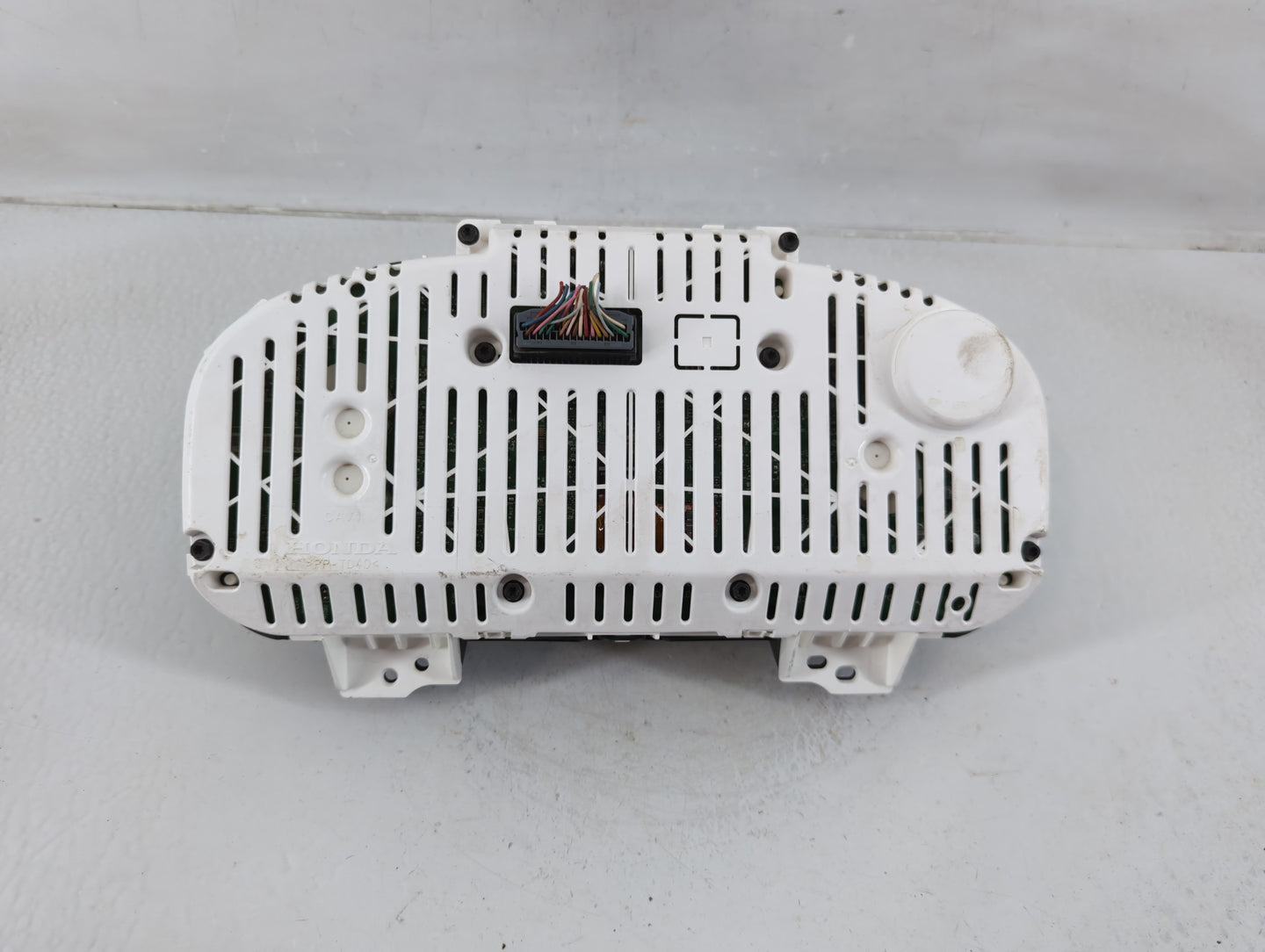 2016 Honda Pilot Instrument Cluster Speedometer Gauges P/N:78100-TG8-A340-M1 Fits OEM Used Auto Parts - Oemusedautoparts1.co