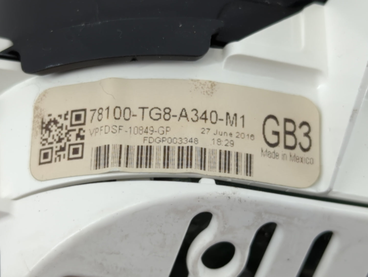 2016 Honda Pilot Instrument Cluster Speedometer Gauges P/N:78100-TG8-A340-M1 Fits OEM Used Auto Parts - Oemusedautoparts1.co