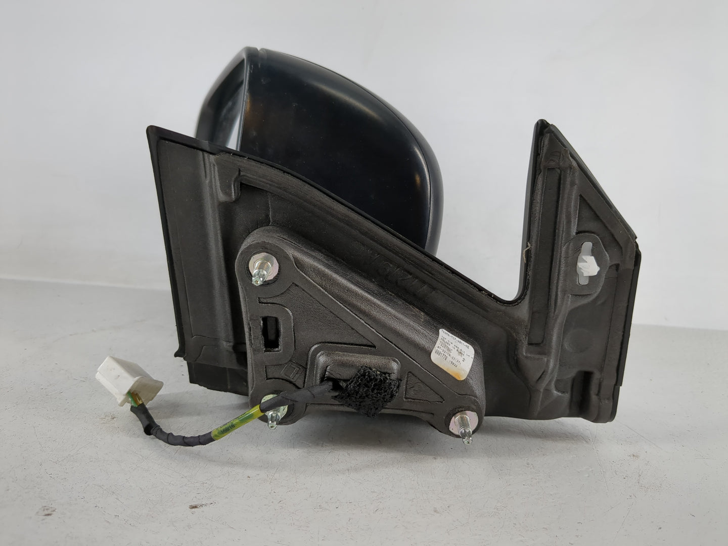 2016 Honda Pilot Driver Side View Mirror - Left Door Mirror OEM Used - Oemusedautoparts1.com