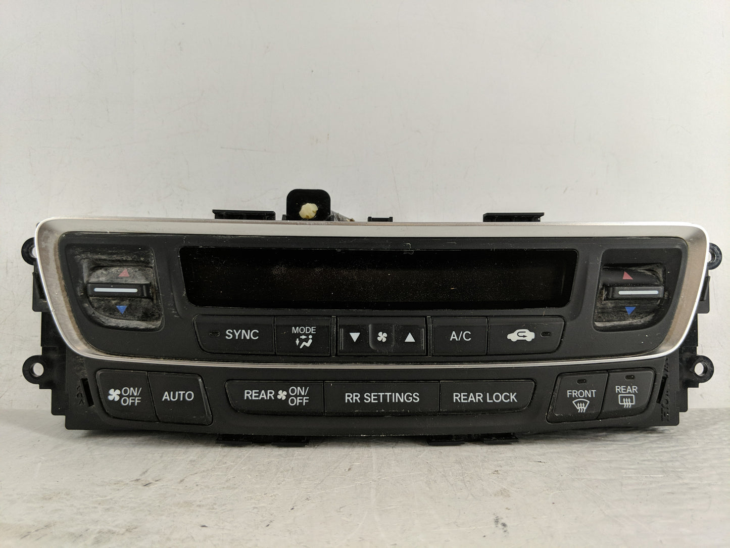 2016-2018 Honda Pilot Climate Control Module Temperature AC/Heater Replacement P/N:79600TG7A211M1 Fits Fits 2016 2017 2018 O