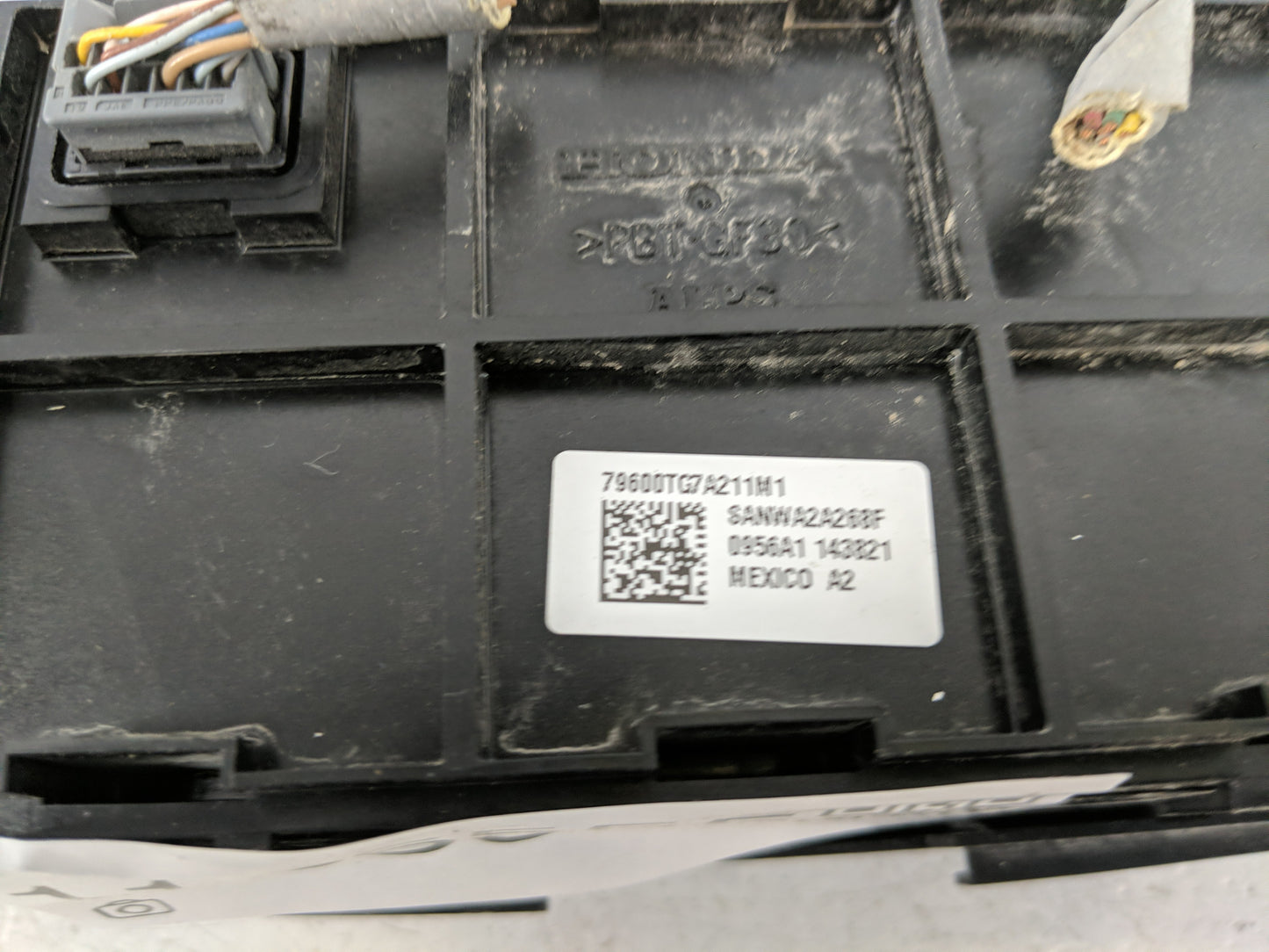 2016-2018 Honda Pilot Climate Control Module Temperature AC/Heater Replacement P/N:79600TG7A211M1 Fits Fits 2016 2017 2018 O