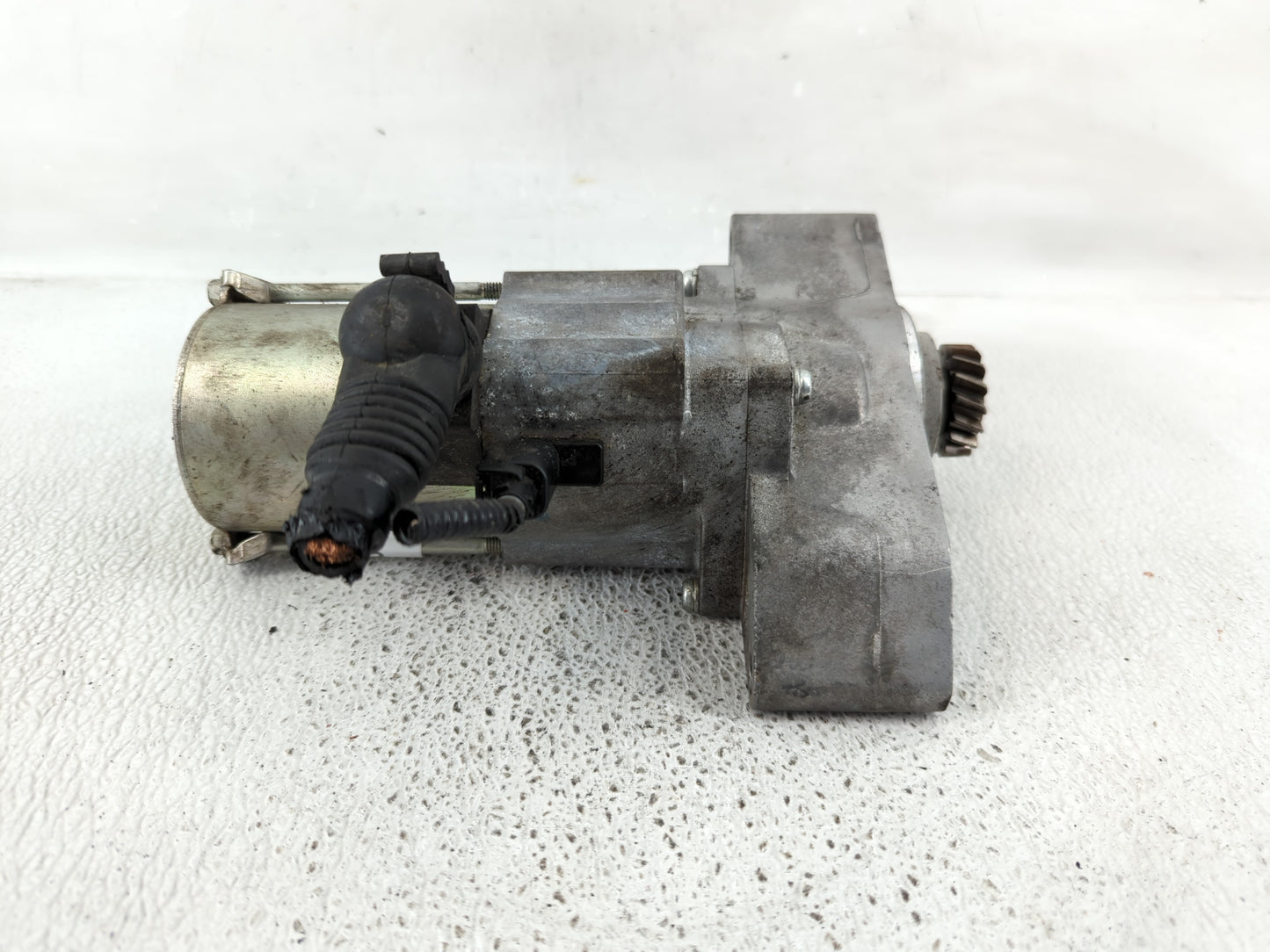 2016-2022 Honda Pilot Car Starter Motor Solenoid OEM P/N:SM-77002 Fits Fits 2015 2016 2017 2018 2019 2020 2021 2022 OEM Used