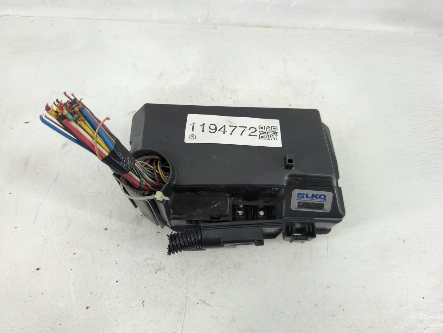 2016-2018 Honda Pilot Fusebox Fuse Box Panel Relay Module P/N:TG7 A010 AO Fits Fits 2016 2017 2018 OEM Used Auto Parts - Oem