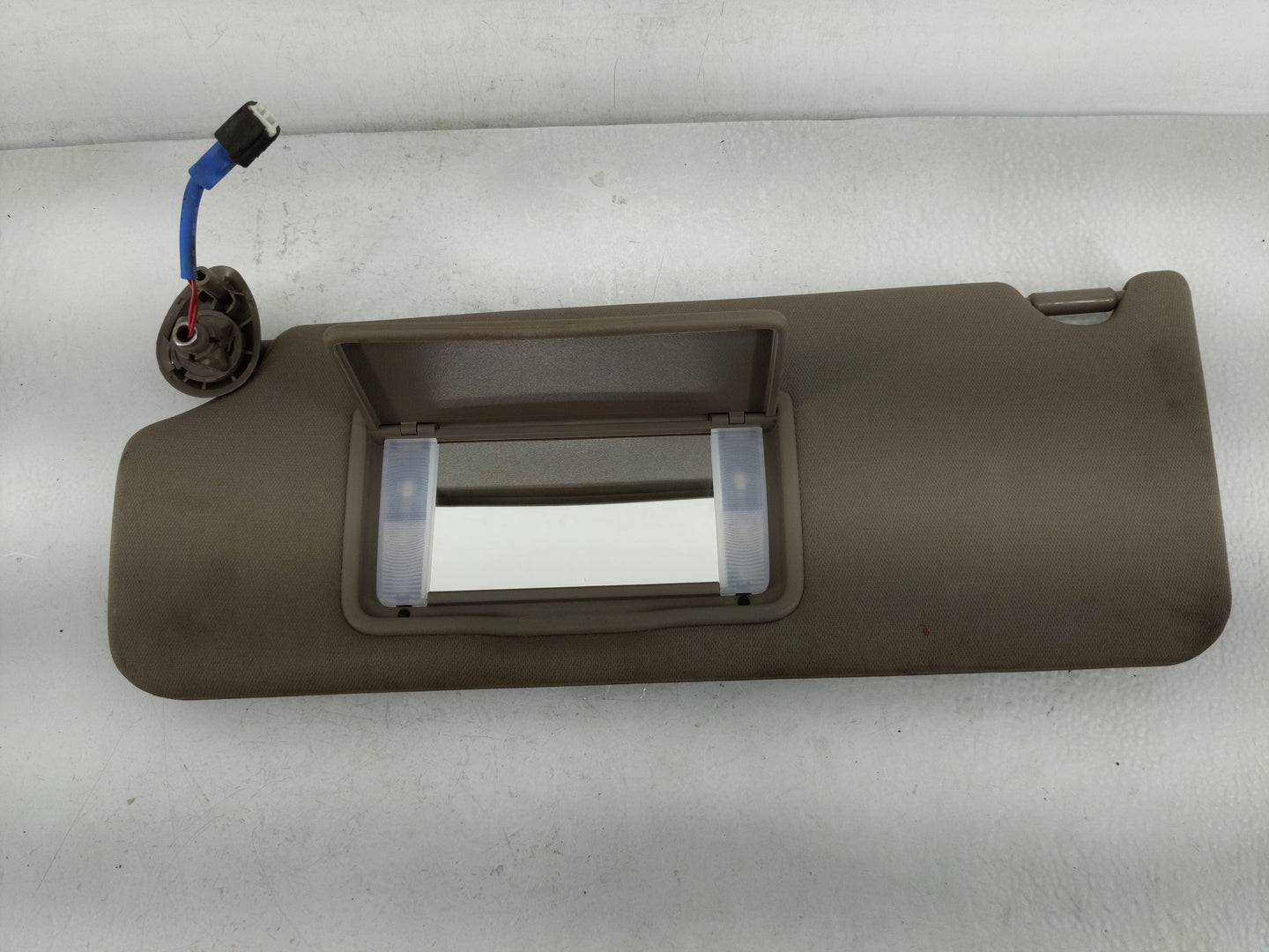 2016-2022 Honda Pilot Sun Visor Shade Replacement Driver Left Mirror Fits Fits 2016 2017 2018 2019 2020 2021 2022 OEM Used A