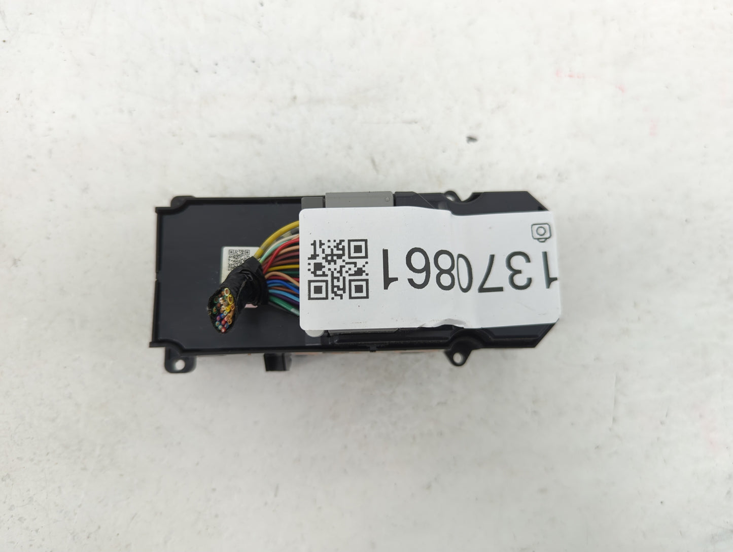 2016-2018 Honda Pilot Master Power Window Switch Replacement Driver Side Left P/N:35750TG7A111M1 Fits OEM Used Auto Parts - 