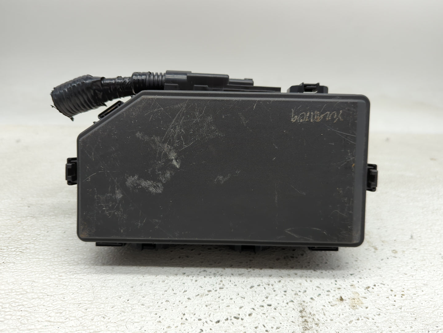 2016-2018 Honda Pilot Fusebox Fuse Box Panel Relay Module P/N:TG7 A010 A0 Fits Fits 2016 2017 2018 OEM Used Auto Parts - Oem
