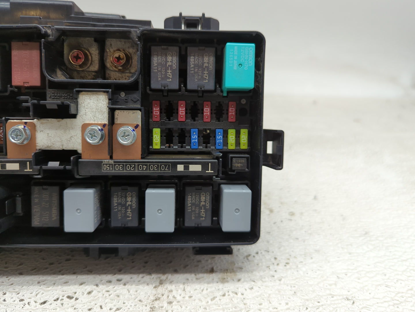 2016-2018 Honda Pilot Fusebox Fuse Box Panel Relay Module P/N:TG7 A010 A0 Fits Fits 2016 2017 2018 OEM Used Auto Parts - Oem