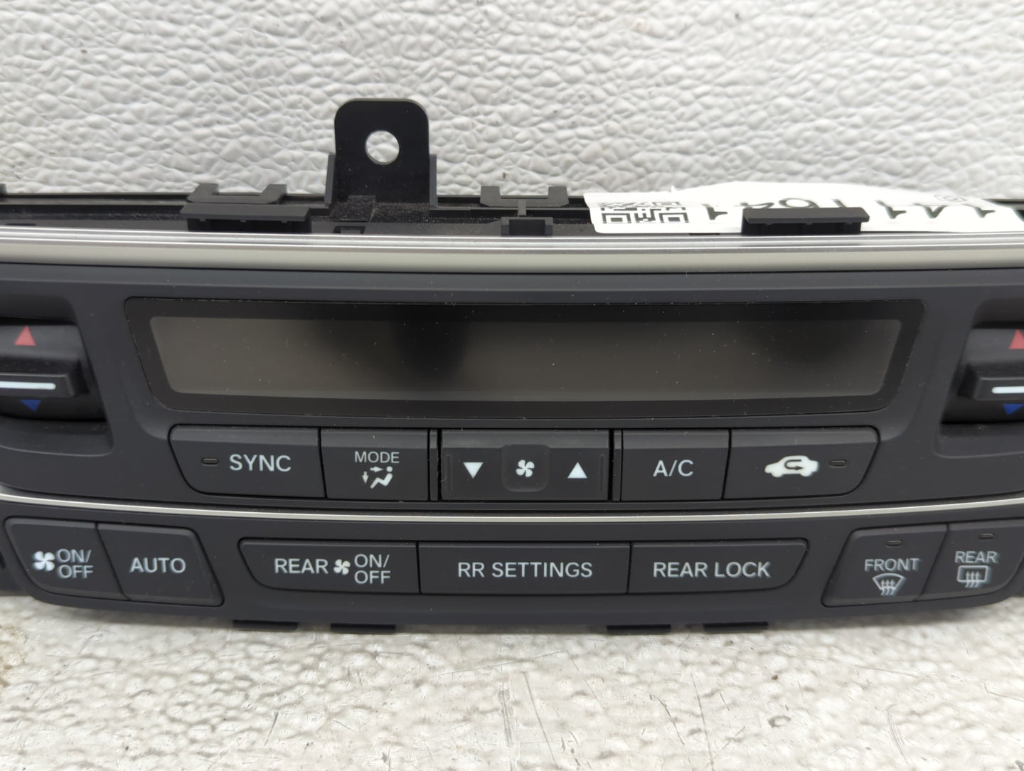2016-2018 Honda Pilot Climate Control Module Temperature AC/Heater Replacement P/N:79600TG7A411M1 Fits Fits 2016 2017 2018 O