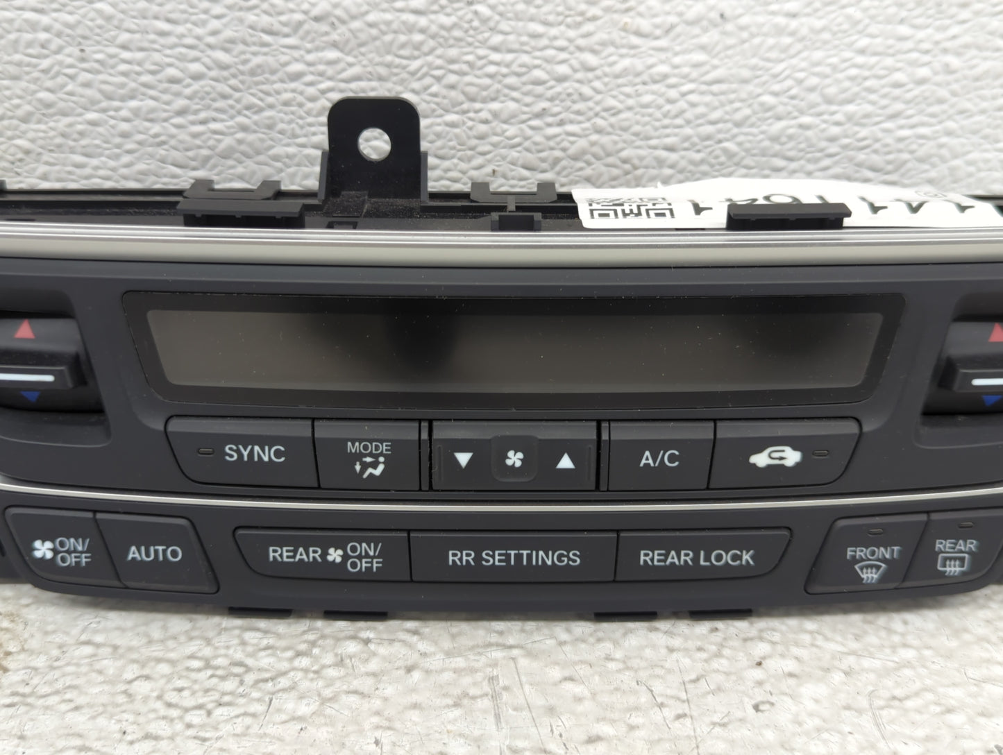 2016-2018 Honda Pilot Climate Control Module Temperature AC/Heater Replacement P/N:79600TG7A411M1 Fits Fits 2016 2017 2018 O