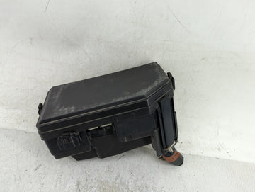2016-2018 Honda Pilot Fusebox Fuse Box Panel Relay Module P/N:TG7 A010 A0 Fits Fits 2016 2017 2018 OEM Used Auto Parts - Oem