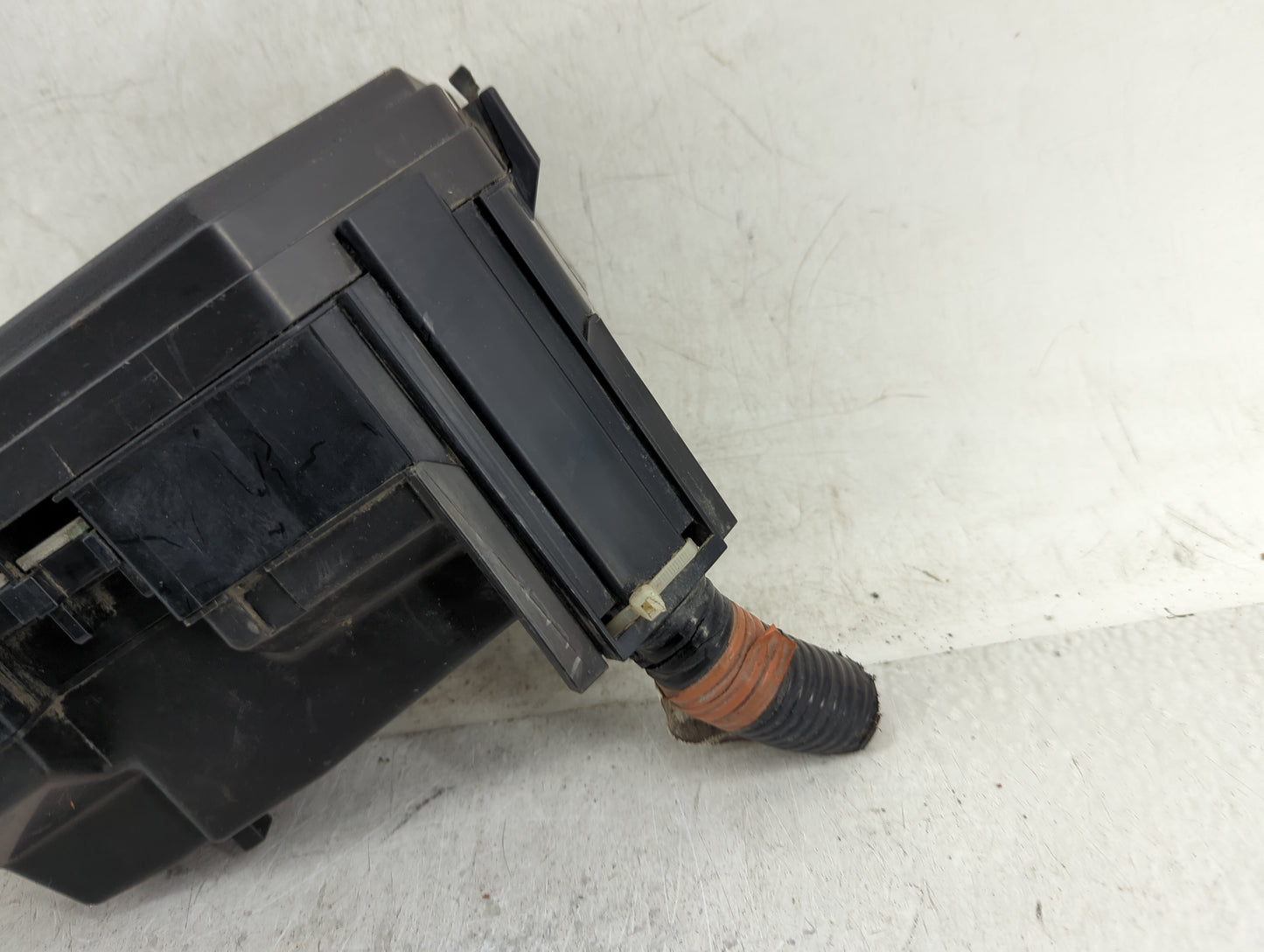 2016-2018 Honda Pilot Fusebox Fuse Box Panel Relay Module P/N:TG7 A010 A0 Fits Fits 2016 2017 2018 OEM Used Auto Parts - Oem