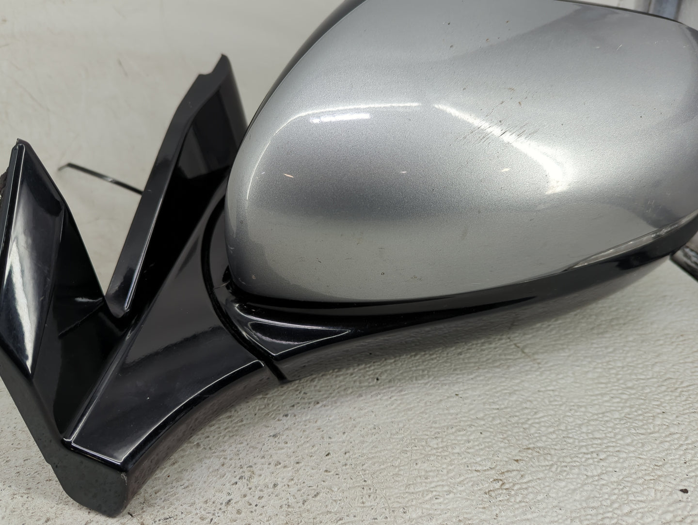 2016 Honda Pilot Driver Side View Mirror - Left Door Mirror OEM Used - Oemusedautoparts1.com