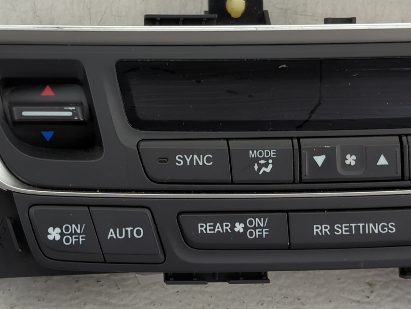 2016-2018 Honda Pilot Climate Control Module Temperature AC/Heater Replacement P/N:79600TG7A610M1 Fits Fits 2016 2017 2018 O