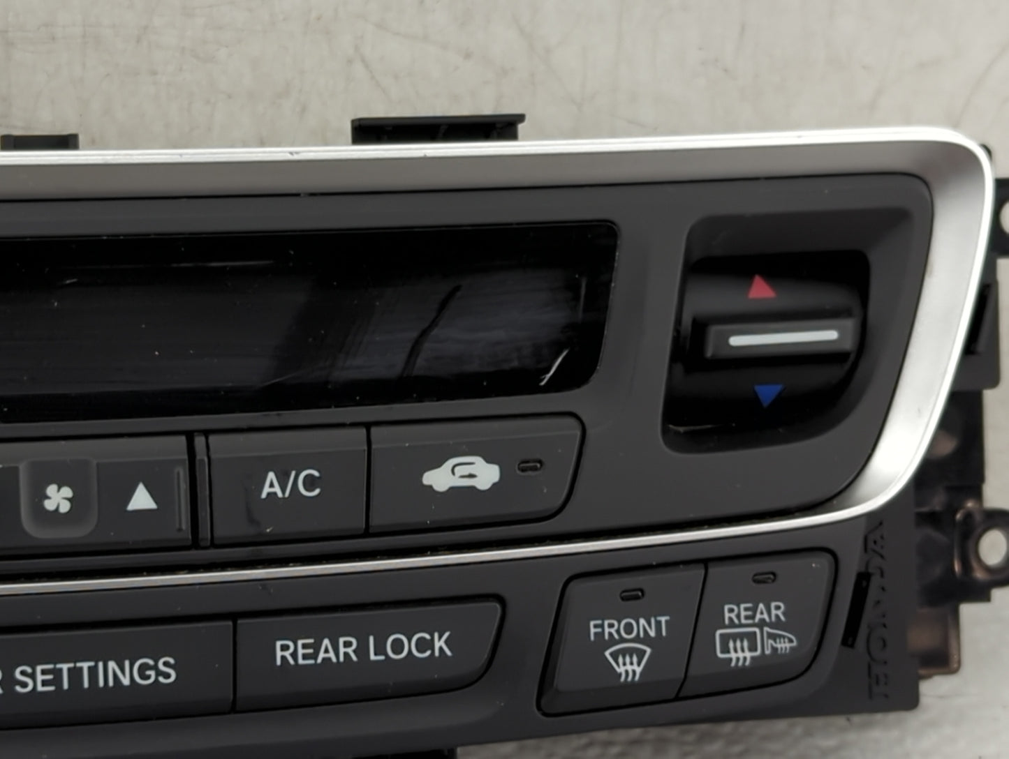 2016-2018 Honda Pilot Climate Control Module Temperature AC/Heater Replacement P/N:79600TG7A610M1 Fits Fits 2016 2017 2018 O