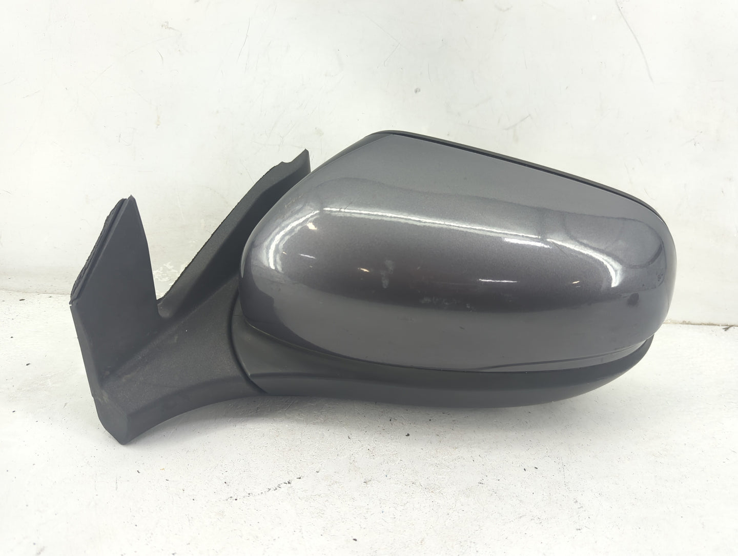2016 Honda Pilot Driver Side View Mirror - Left Door Mirror OEM Used - Oemusedautoparts1.com
