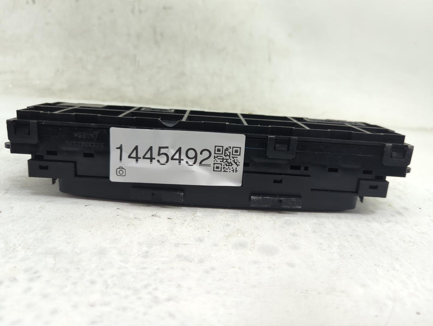 2016-2018 Honda Pilot Climate Control Module Temperature AC/Heater Replacement P/N:79600TG7A610M1 SANWA2A270D Fits OEM Used 