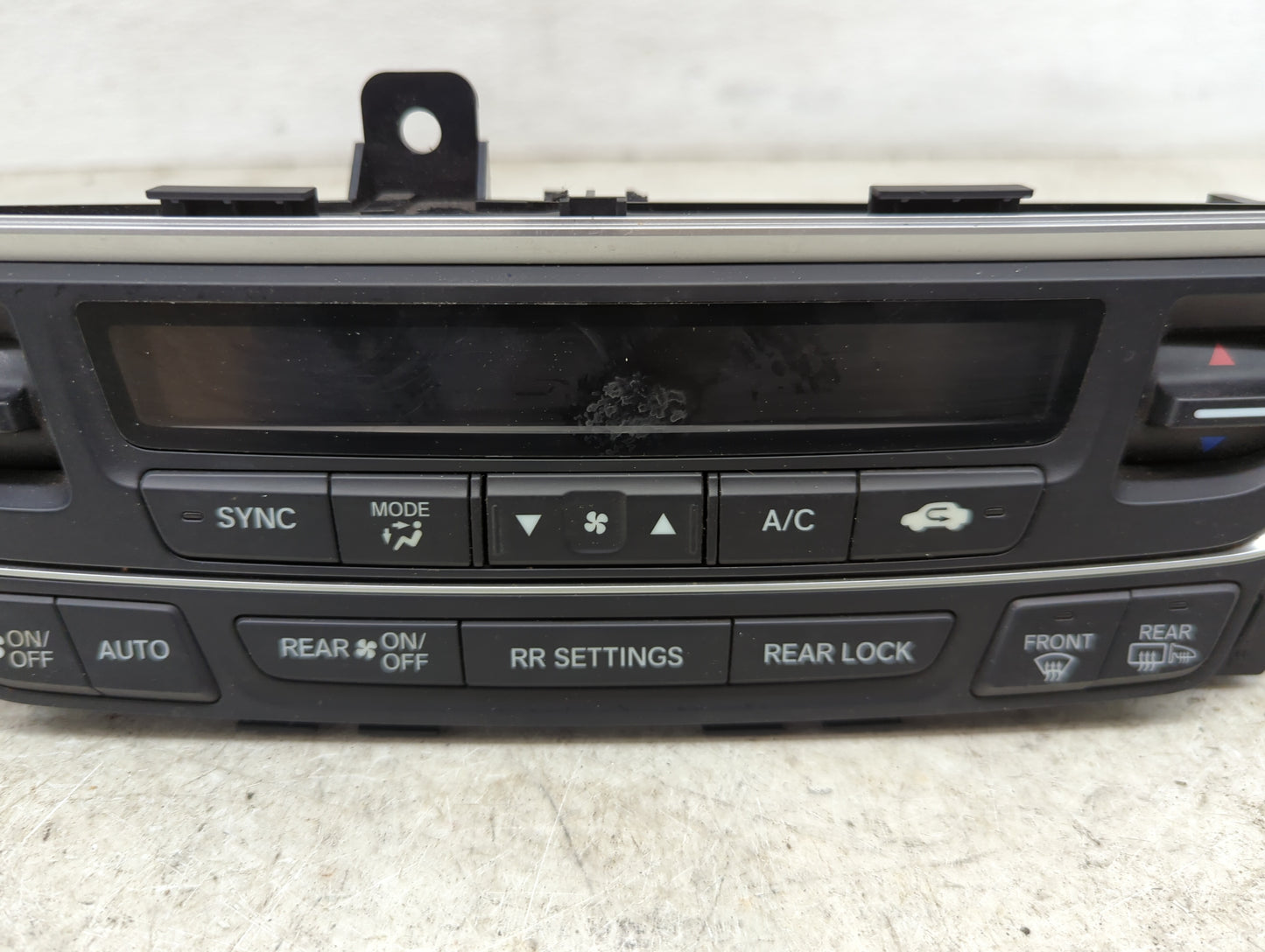 2016-2018 Honda Pilot Climate Control Module Temperature AC/Heater Replacement P/N:79600TG7A611M1 Fits Fits 2016 2017 2018 O